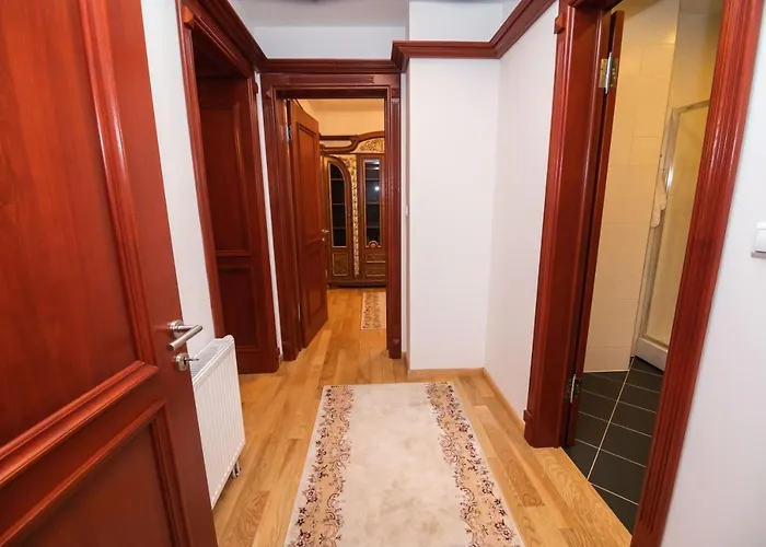 Heart Of Ferhadija 아파트 사라예보